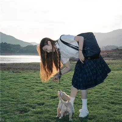 第一个教师
